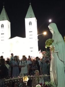 Medjugorje statua della Madonna